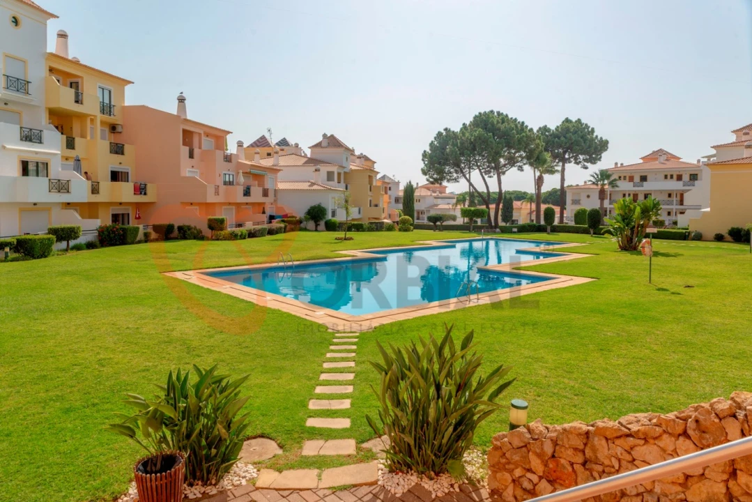 Apartamento T1 para Venda em Albufeira e Olhos de Água Foto 25
