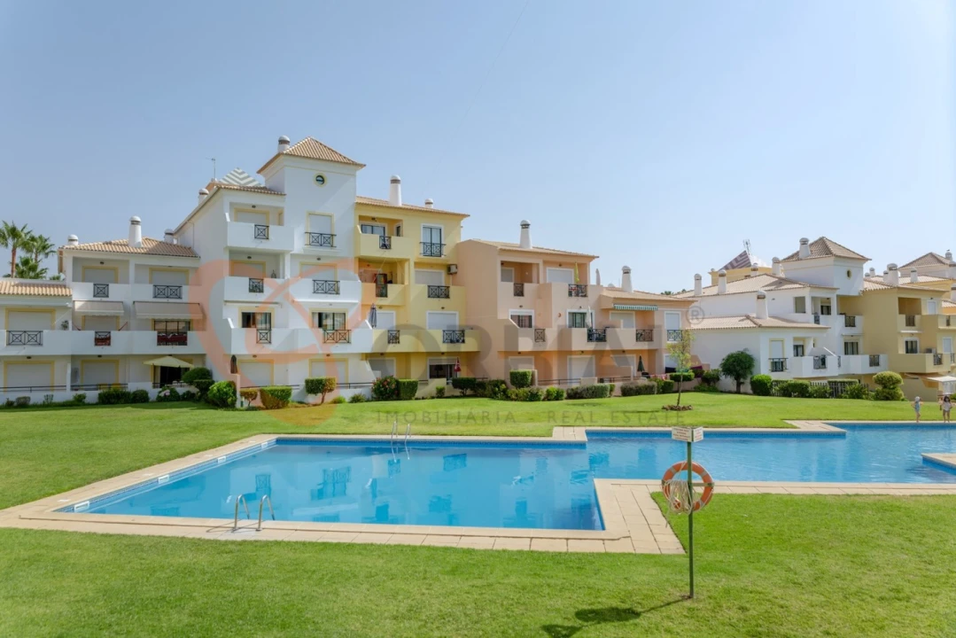 Apartamento T1 para Venda em Albufeira e Olhos de Água Foto 40