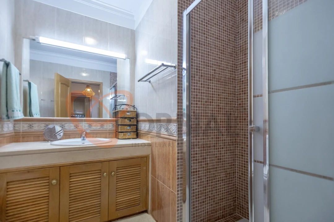 Apartamento T1 para Venda em Albufeira e Olhos de Água Foto 49