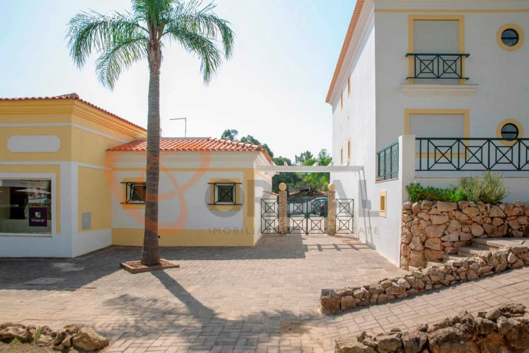Apartamento T1 para Venda em Albufeira e Olhos de Água Foto 50