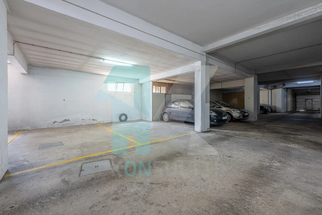 Apartamento T1 para Venda em Santa Marinha e São Pedro da Afurada Foto 36