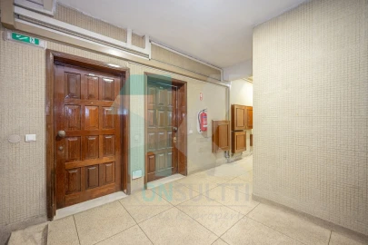 Apartamento T1 para Venda em Santa Marinha e São Pedro da Afurada