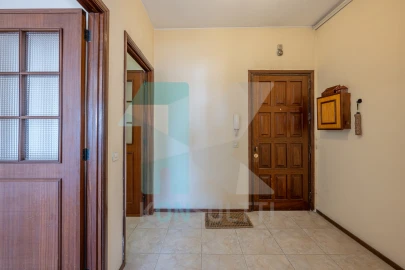 Apartamento T1 para Venda em Santa Marinha e São Pedro da Afurada