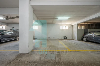 Apartamento T1 para Venda em Santa Marinha e São Pedro da Afurada