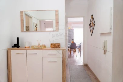 Apartamento T2 para Venda em Baixa da Banheira e Vale da Amoreira