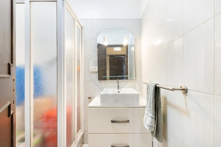Apartamento T3 para Venda em Pontinha e Famões Foto 6