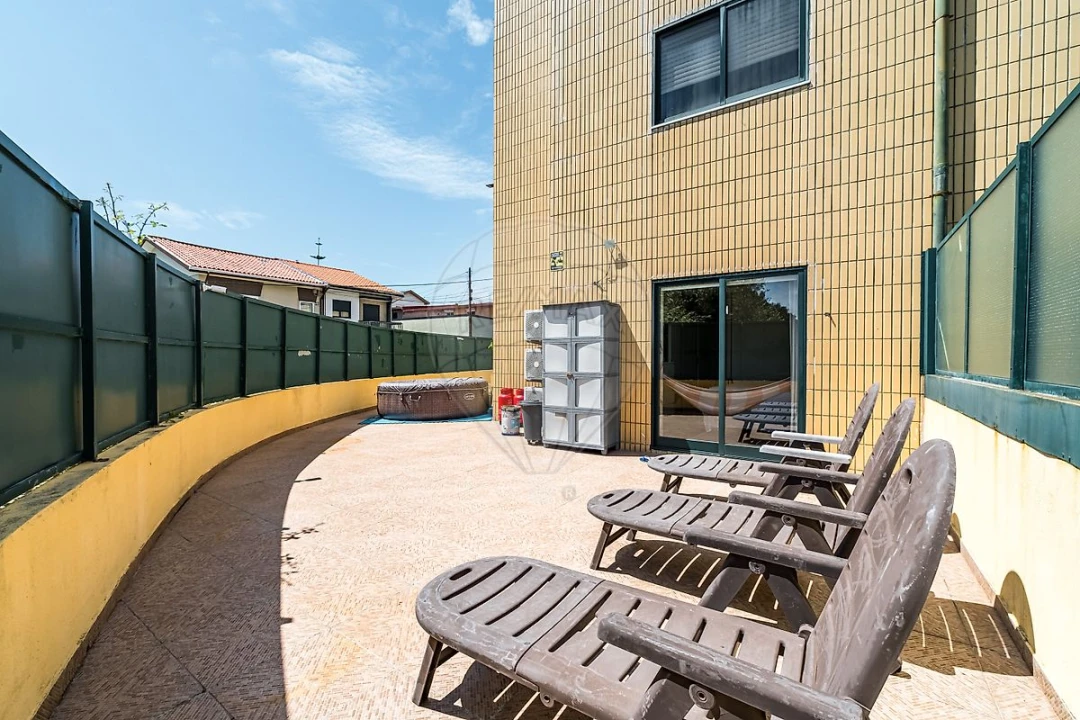 Apartamento T3 para Venda em Madalena Foto 17