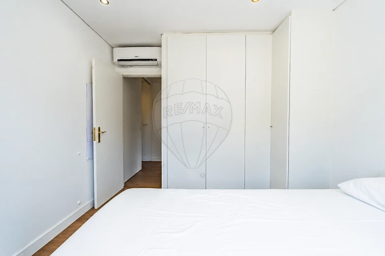 Apartamento T3 para Venda em Madalena Foto 3