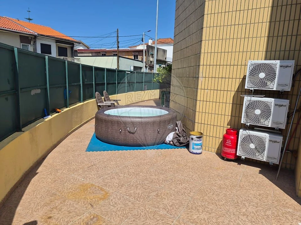 Apartamento T3 para Venda em Madalena Foto 13