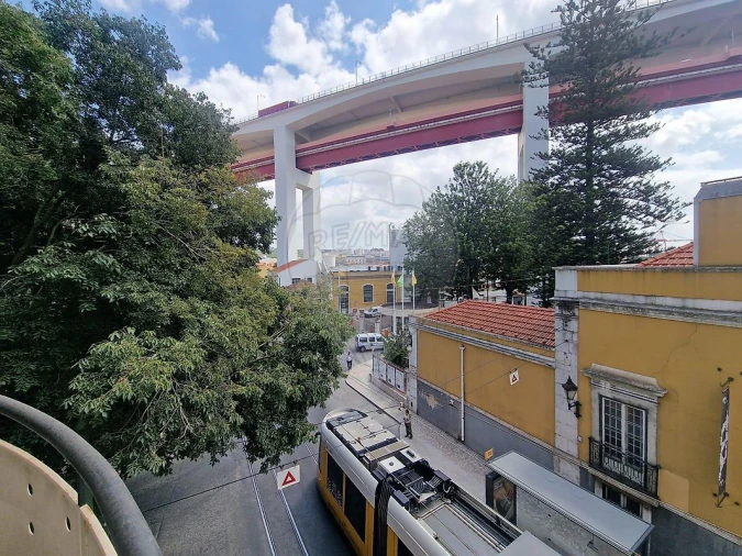 Apartamento T2 para Venda em Alcantara Foto 3