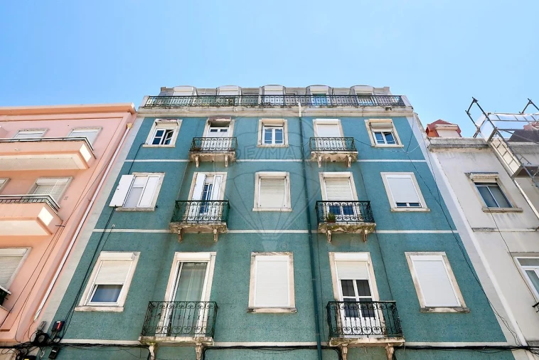 Apartamento T4 para Venda em Arroios Foto 3