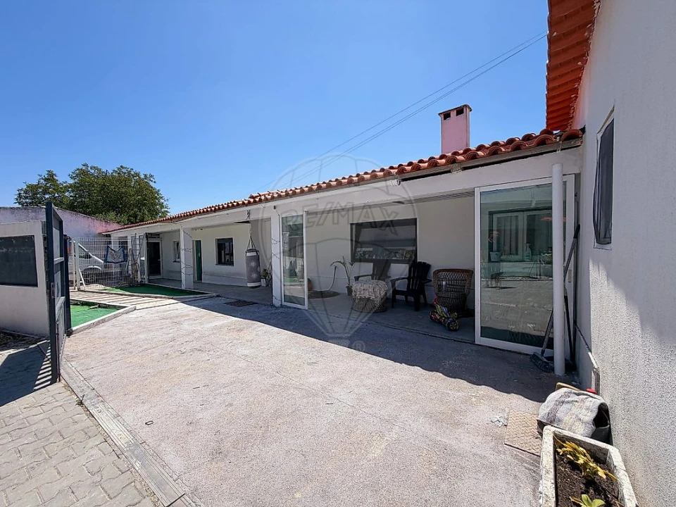 Moradia T4 para Venda em Romeira e Várzea Foto 22