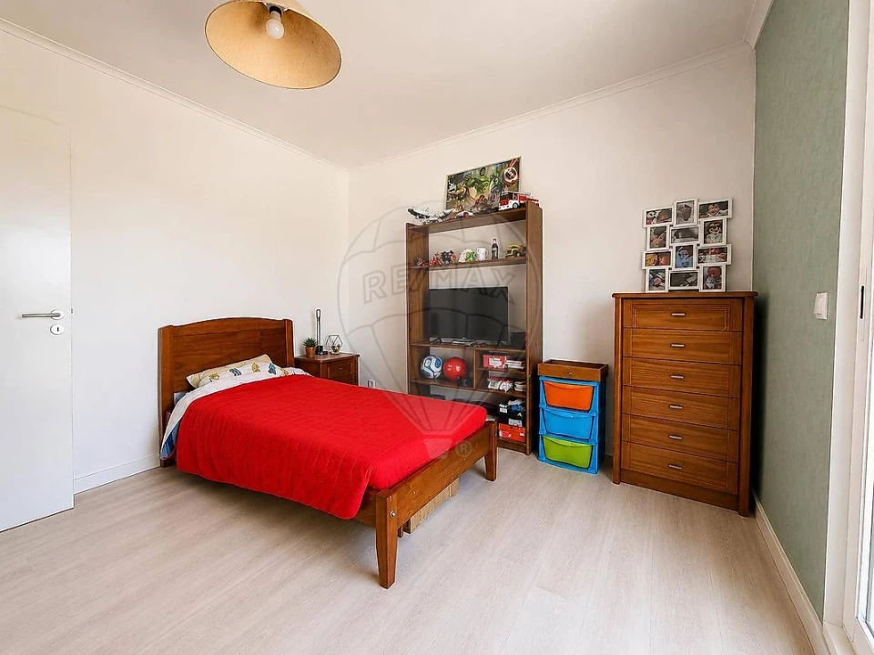 Moradia T4 para Venda em Romeira e Várzea Foto 15