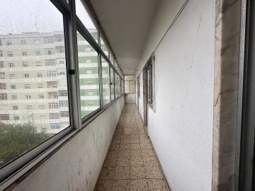 Apartamento T2 para Venda em Agualva e Mira-Sintra