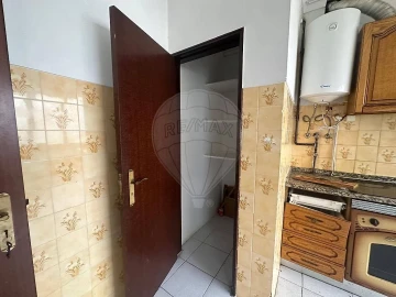 Apartamento T2 para Venda em Agualva e Mira-Sintra