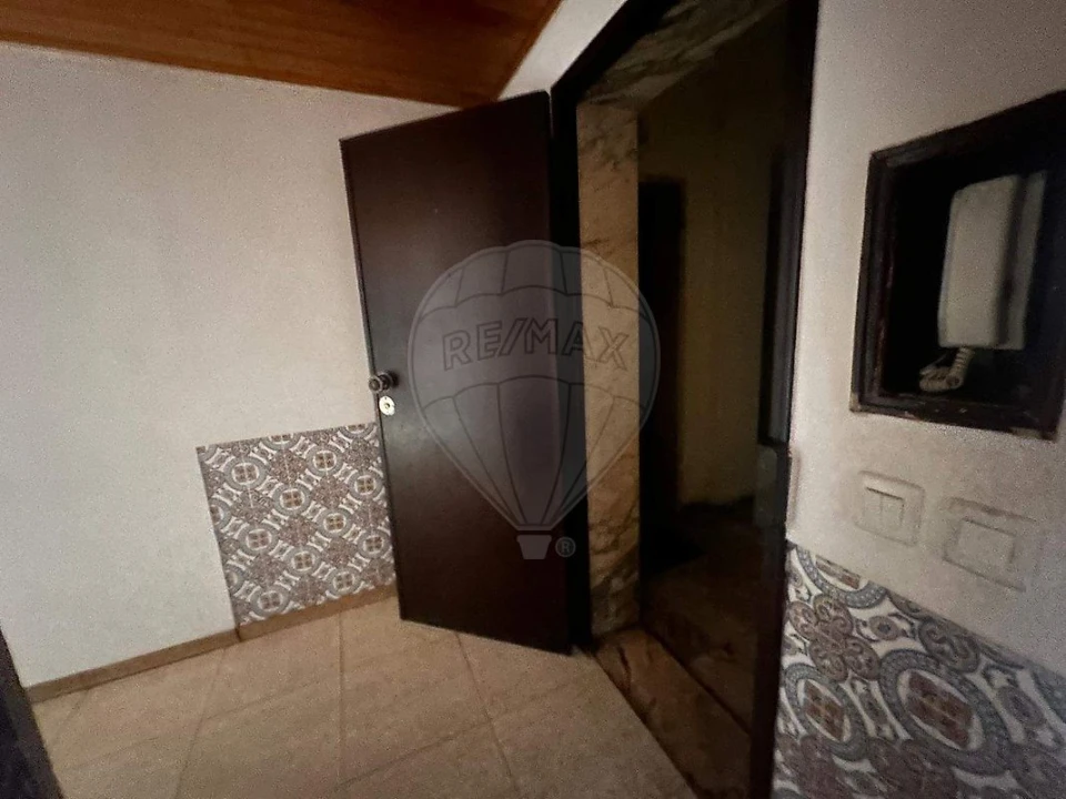 Apartamento T2 para Venda em Agualva e Mira-Sintra Foto 9