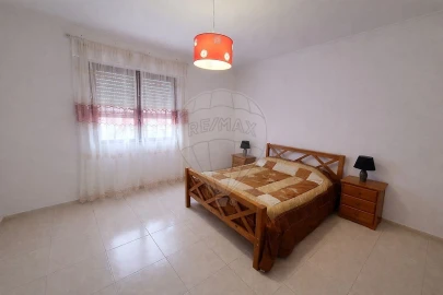 Apartamento T1 para Venda em Cacém e São Marcos