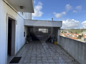 Moradia T5 para Venda em Oeiras e São Julião da Barra, Paço de Arcos e Caxias