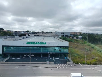 Apartamento T1 para Arrendamento em Aradas