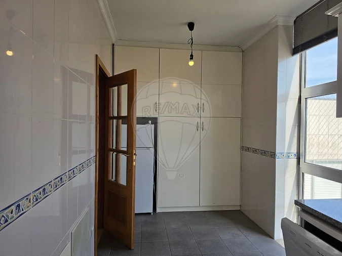 Apartamento T1 para Arrendamento em Aradas Foto 31