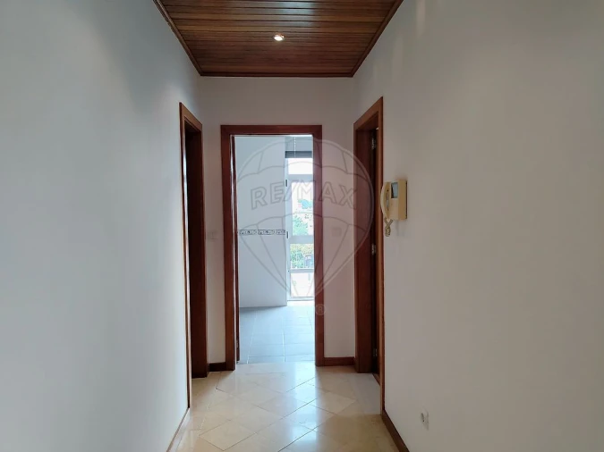 Apartamento T1 para Arrendamento em Aradas Foto 19