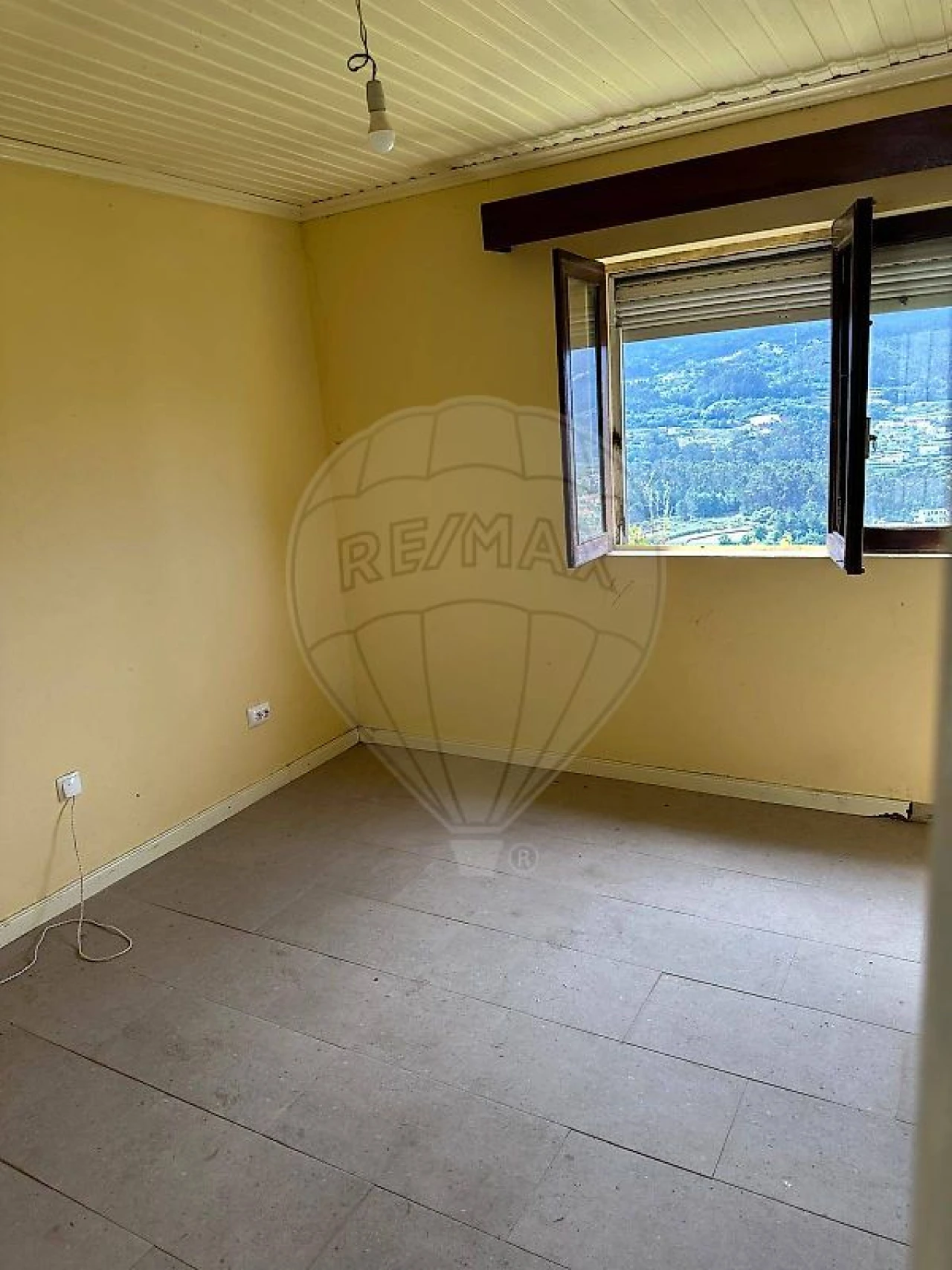 Moradia T6 para Venda em Roge Foto 7