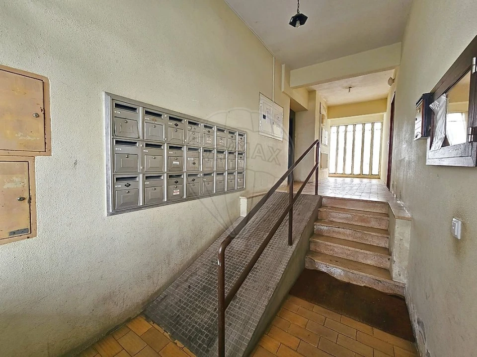 Apartamento T3 para Venda em Moita Foto 3