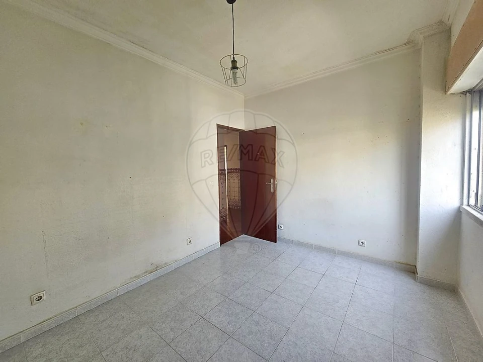 Apartamento T3 para Venda em Moita Foto 23