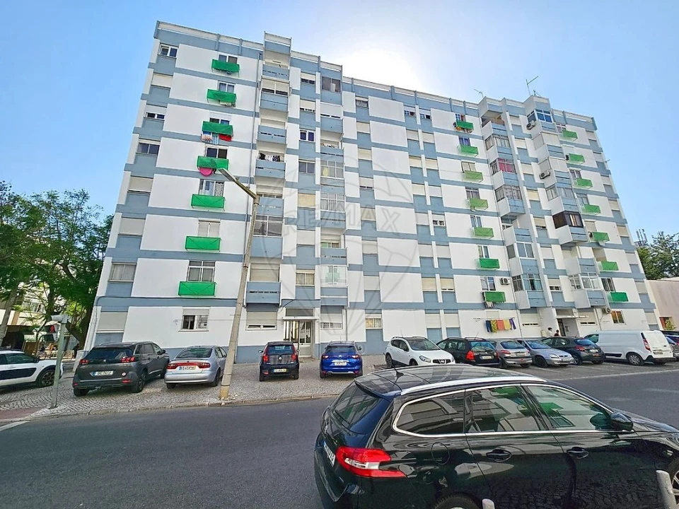 Apartamento T3 para Venda em Moita Foto 1