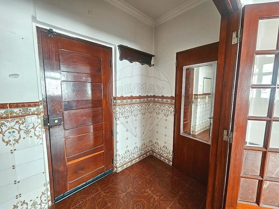 Apartamento T3 para Venda em Moita Foto 6