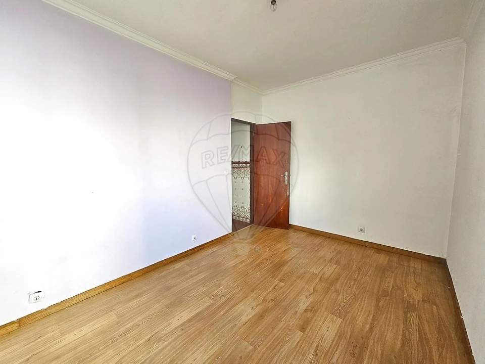 Apartamento T3 para Venda em Moita Foto 17