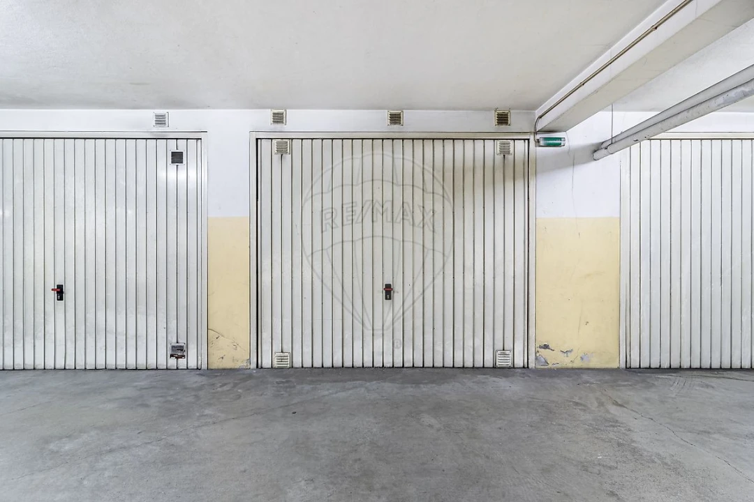 Apartamento T2 para Venda em Argoncilhe Foto 18