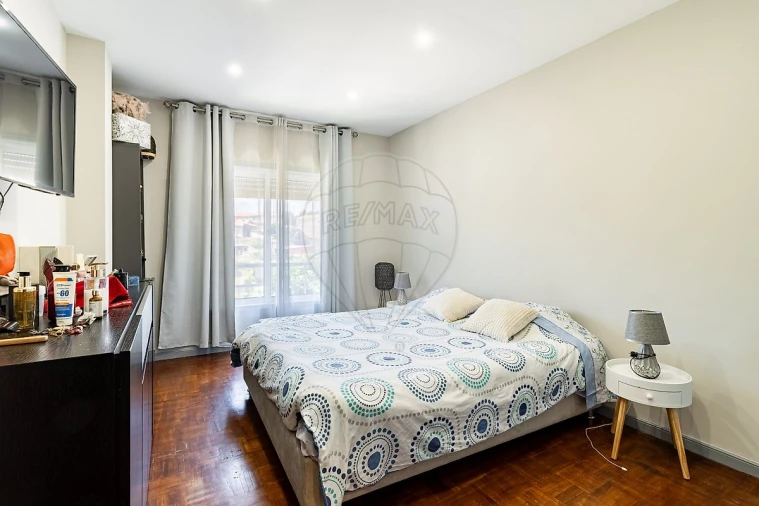 Apartamento T2 para Venda em Argoncilhe Foto 11