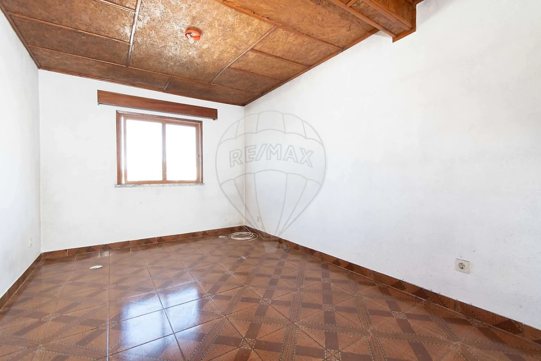 Moradia T11 para Venda em Aveiras de Cima Foto 7