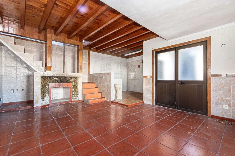 Moradia T11 para Venda em Aveiras de Cima Foto 9