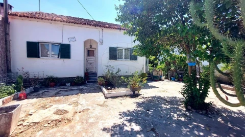 Moradia T2 para Venda em Rio Maior