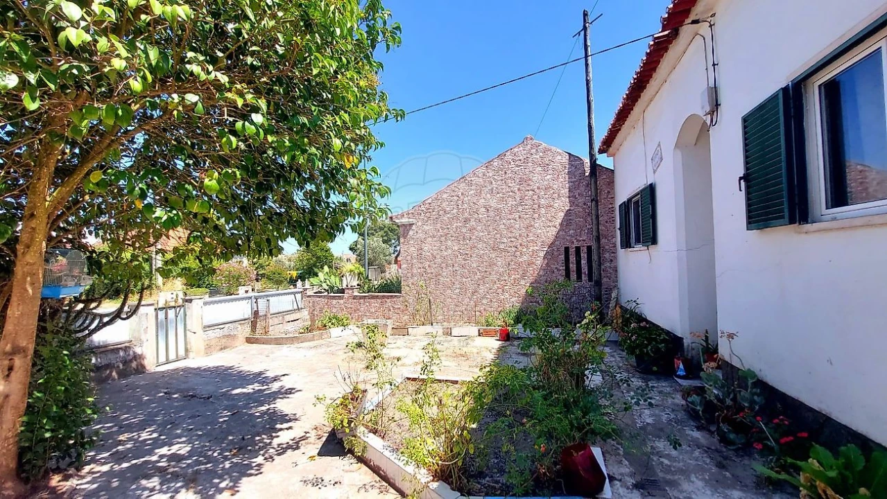 Moradia T2 para Venda em Rio Maior Foto 17