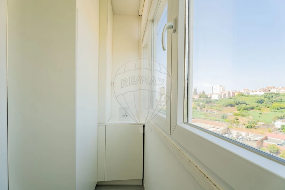Apartamento T2 para Venda em Beato Foto 8