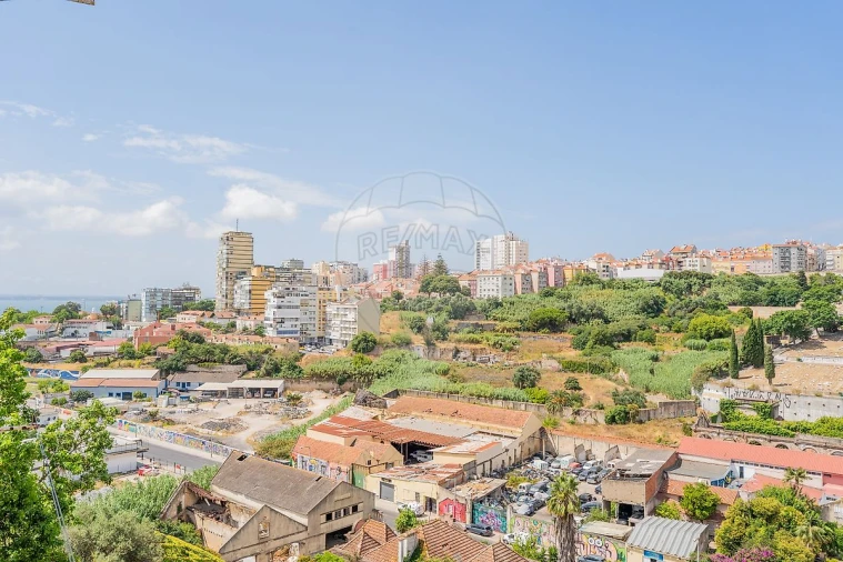 Apartamento T2 para Venda em Beato Foto 32