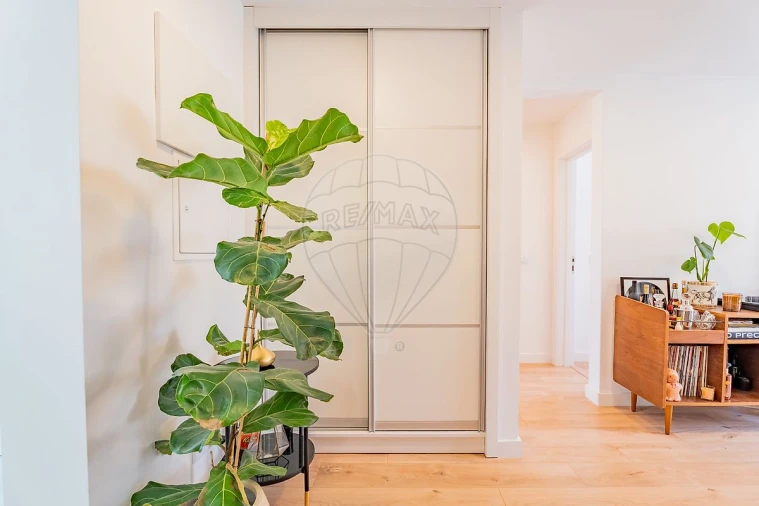 Apartamento T2 para Venda em Beato Foto 15