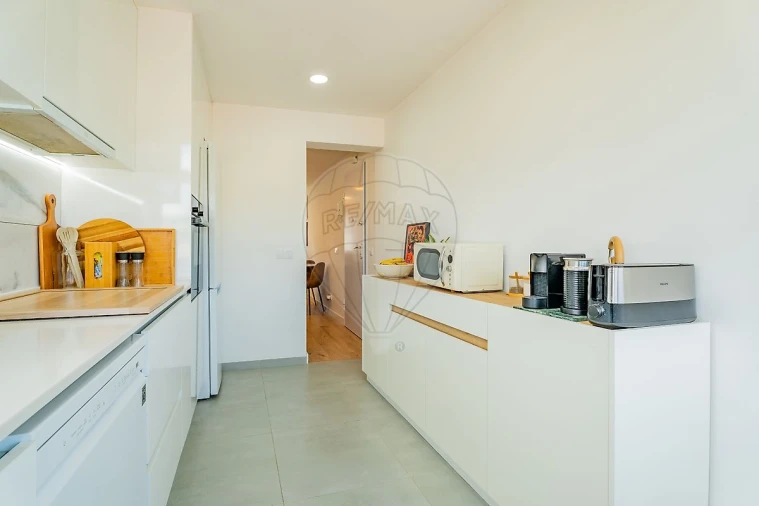 Apartamento T2 para Venda em Beato Foto 5