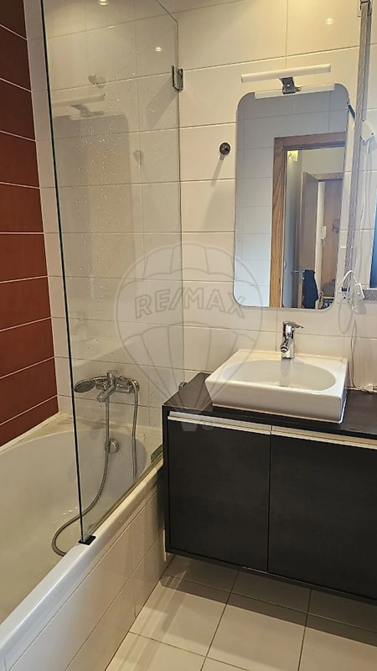 Apartamento T2 para Arrendamento em Santo Antonio dos Olivais Foto 4