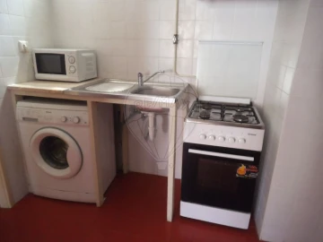 Apartamento T1 para Arrendamento em Sé Nova, Santa Cruz, Almedina e São Bartolomeu