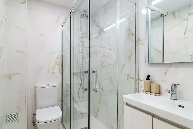 Apartamento T4 para Venda em Cascais e Estoril Foto 11