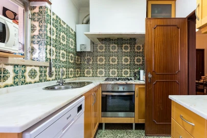 Moradia T5 para Venda em Carcavelos e Parede