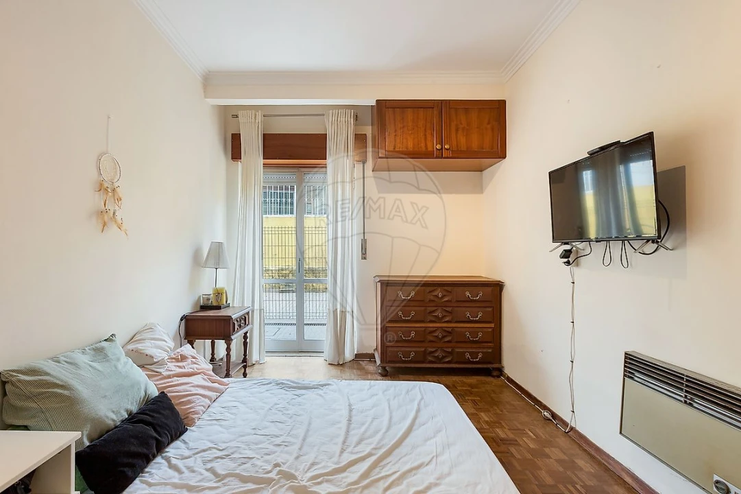 Moradia T5 para Venda em Carcavelos e Parede Foto 10