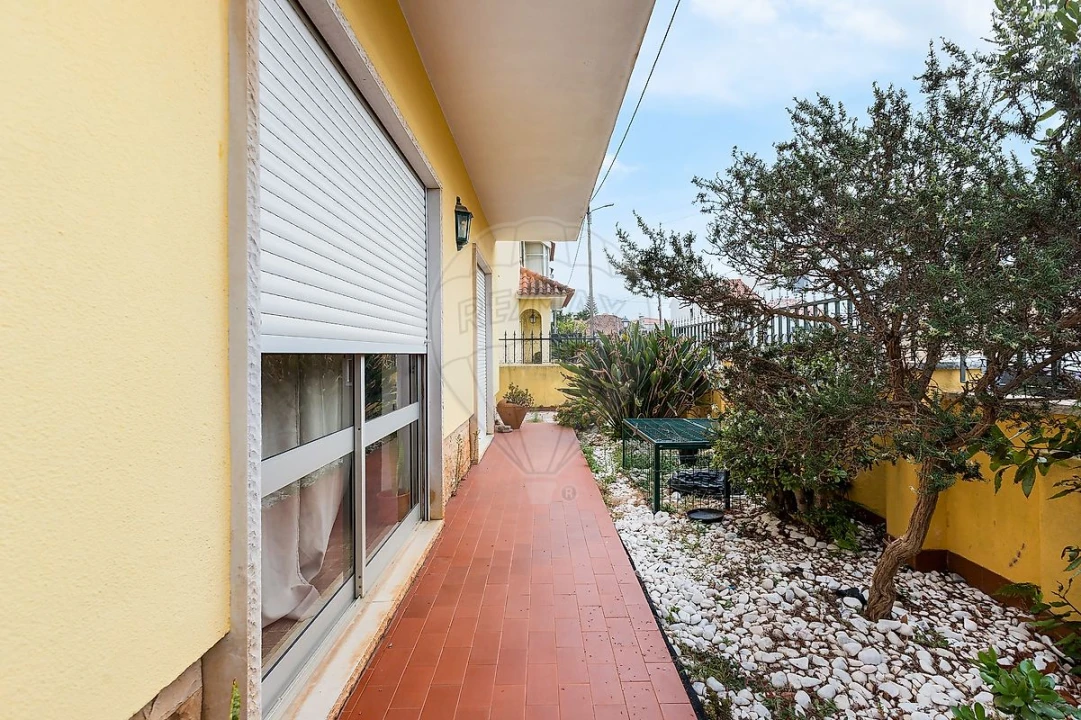 Moradia T5 para Venda em Carcavelos e Parede Foto 23