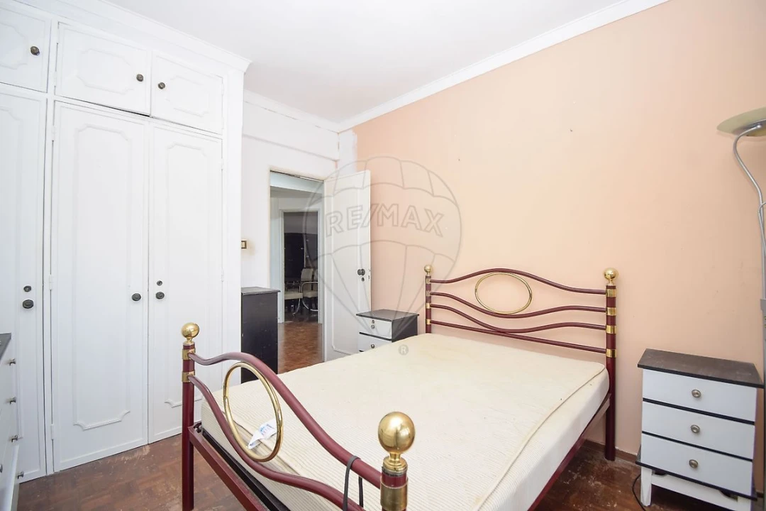 Apartamento T2 para Venda em Vila Franca de Xira Foto 7