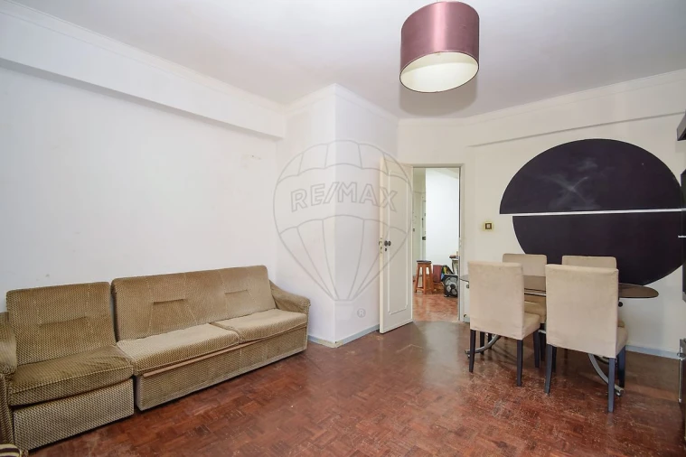 Apartamento T2 para Venda em Vila Franca de Xira Foto 4