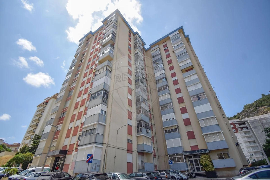 Apartamento T2 para Venda em Vila Franca de Xira Foto 14
